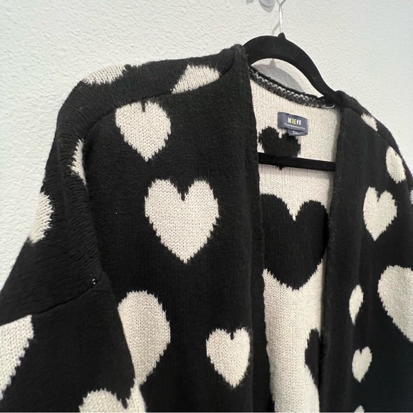 Anthropologie Maeve Halley Hearts Cardigan In Black/White | Size M/L oversized - Picture 11 of 16
